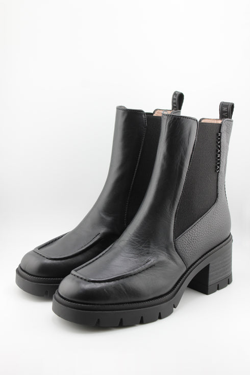 Hispanitas Chunky Sole Leather Ankle Boots