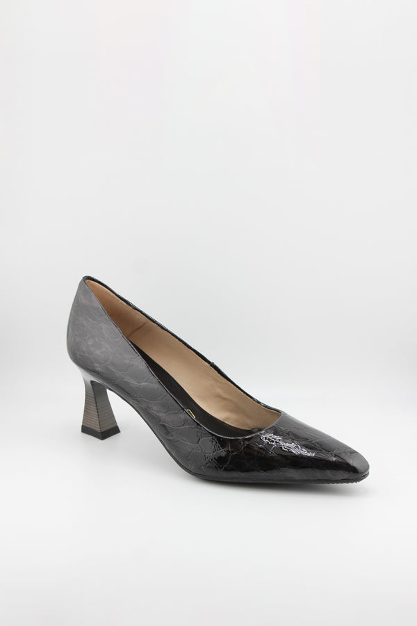 Hispanitas Patent Leather Pointed Toe Pumps