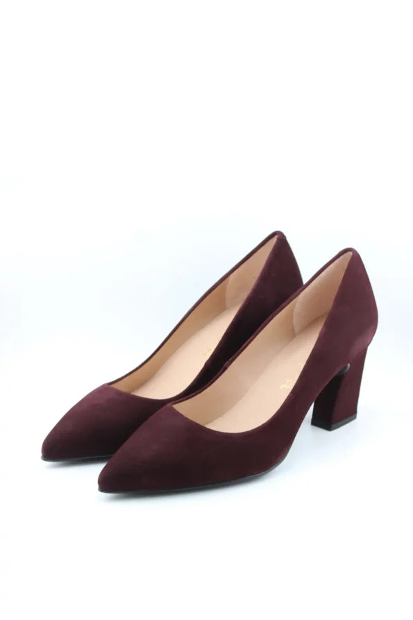 Unisa Elegant Suede Block Heel Pumps