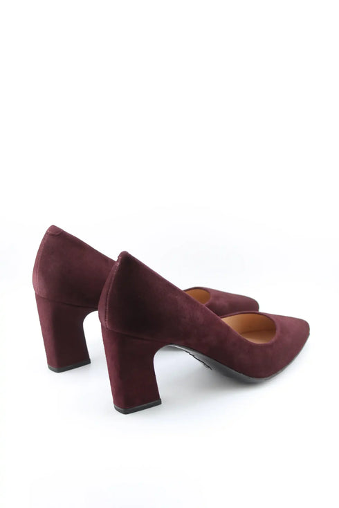 Unisa Elegant Suede Block Heel Pumps