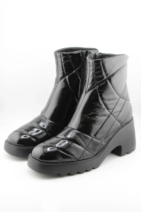 Unisa Quilted Patent Chunky Heel Ankle Boots