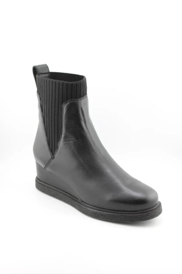 Unisa Elastic Ankle Leather Wedge Boot