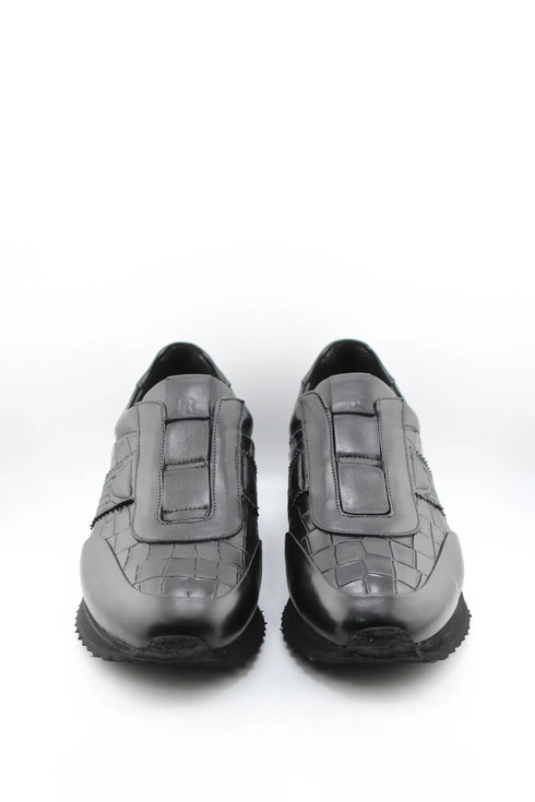 DFC Relax Men Crocodile Embossed Slip-On Sneakers