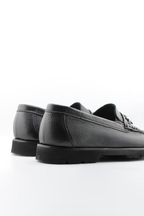 DFC Relax Men Pebbled Leather Loafer with Metal Accent