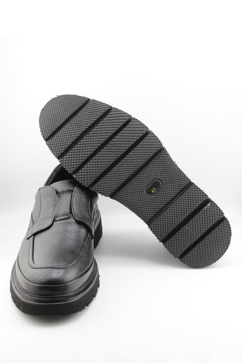 DFC Relax Men Textured Leather Slip-On Loafers