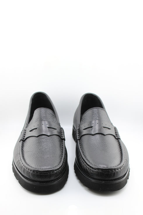 DFC Relax Men Pebbled Loafer with Treaded Sole