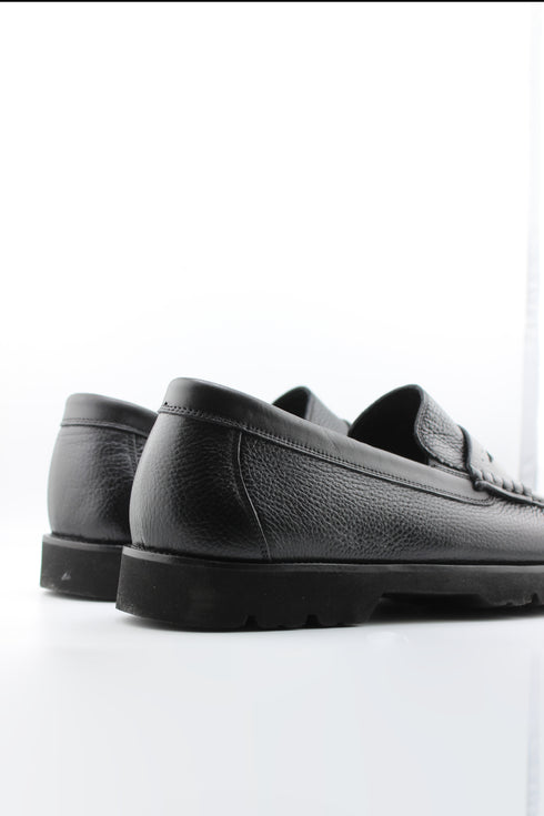 DFC Relax Men Pebbled Loafer with Treaded Sole