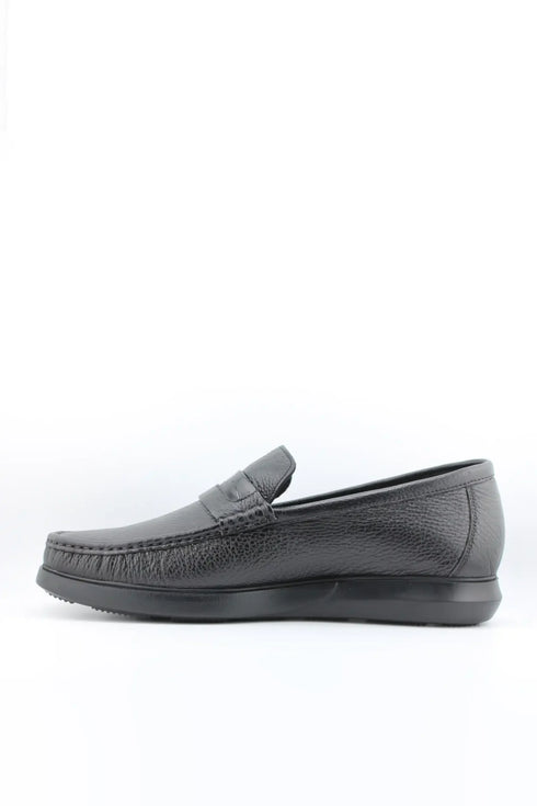 DFC Relax Men Pebble Grain Leather Loafer Shoe