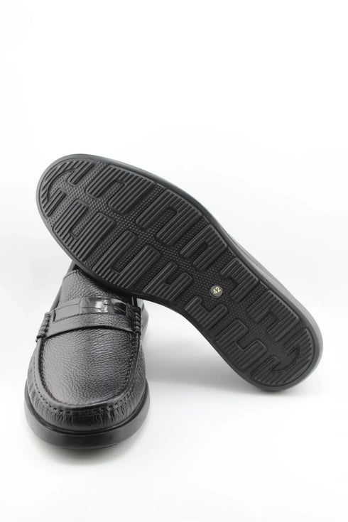 DFC Relax Men Pebble Grain Leather Loafer Shoe