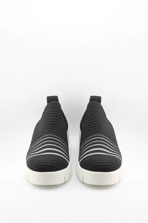 Bernie Mev Slip-On Knit Sneaker