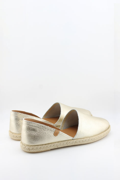Verbenas Textured Slip-On Espadrille Loafers