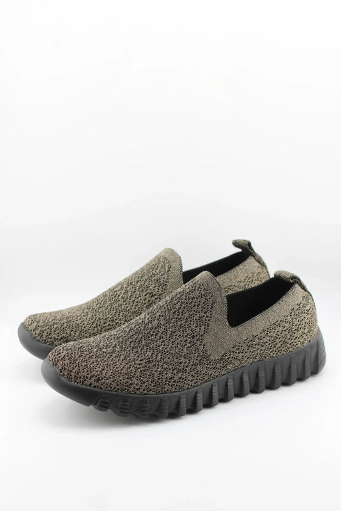 Bernie Mev Slip-On Textured Knit Sneakers