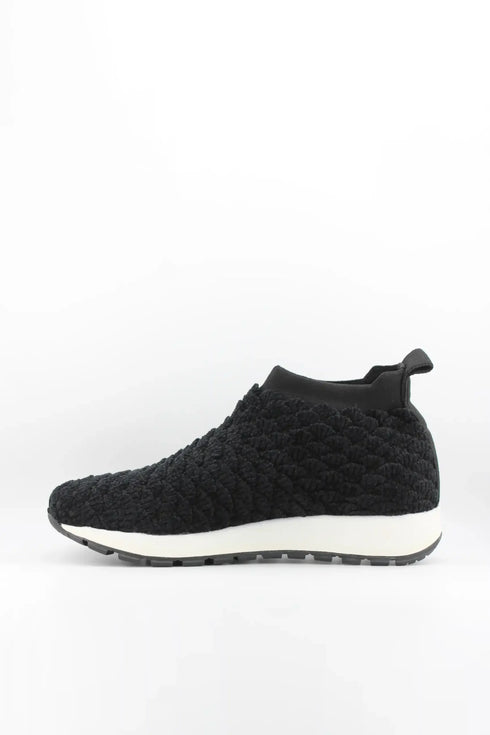 Bernie Mev Quilted Knit Slip-On Sneakers