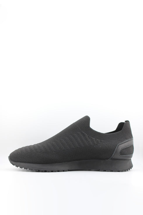 DFC Relax Men's Lightweight Knit Slip-On Sneaker