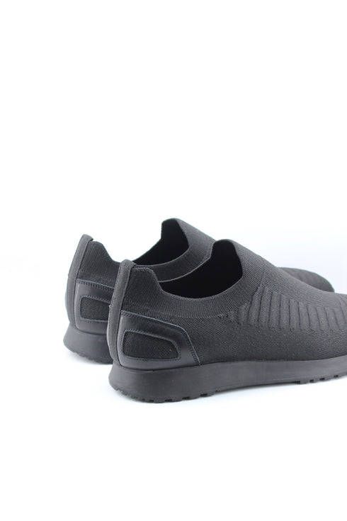 DFC Relax Men's Lightweight Knit Slip-On Sneaker