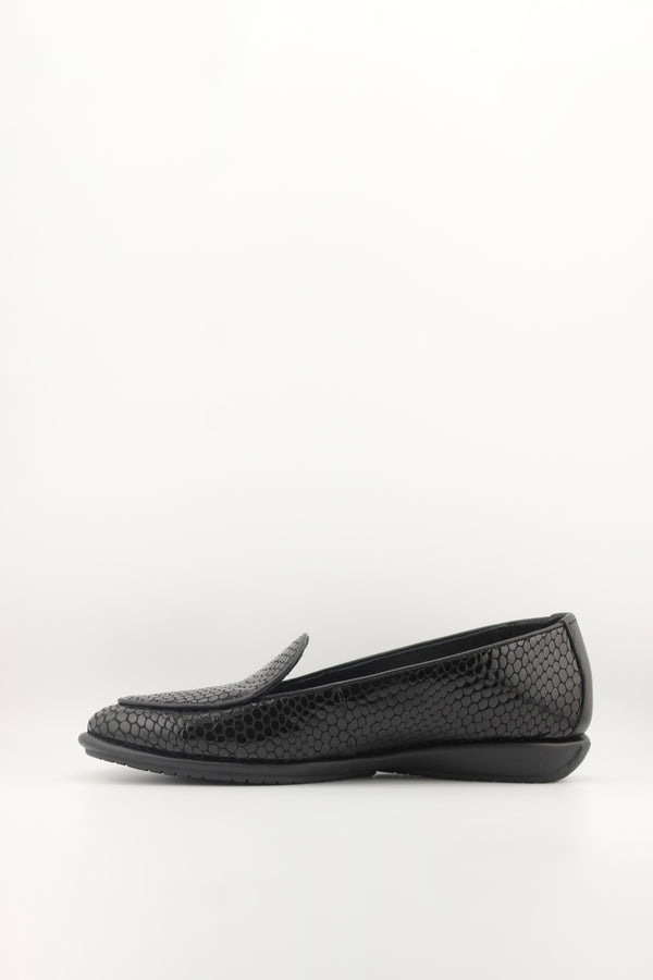 DFC Relax Embossed Leather Textured Loafers