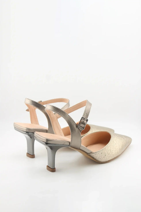 Capelli Rossi Textured Slingback Pointed-Toe Heels