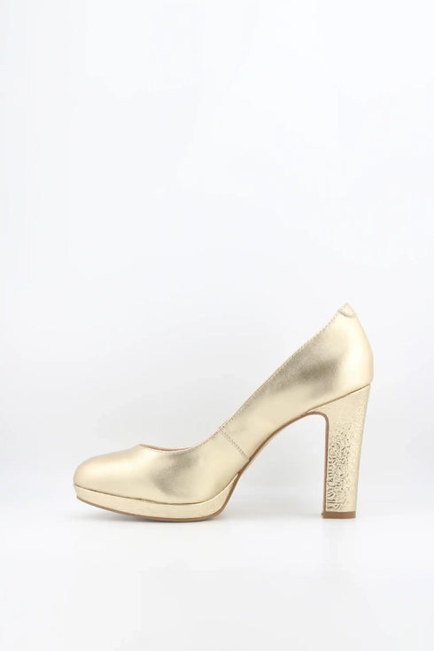 Capelli Rossi Patent Leather Platform Pump Heels