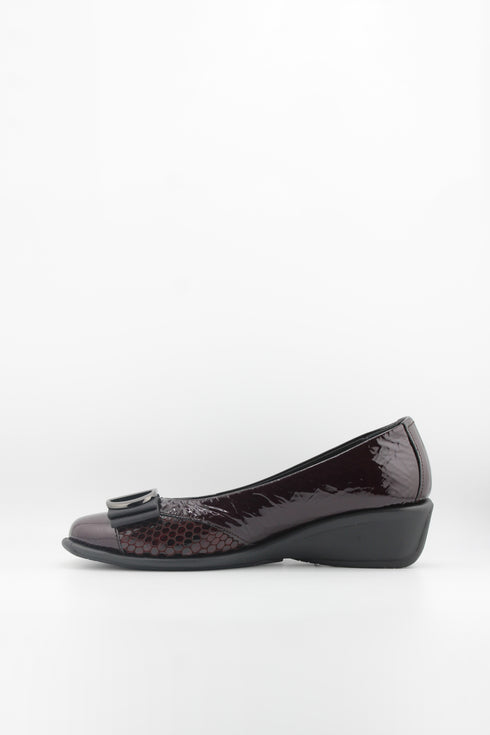 DFC Relax Buckled Patent Leather Comfort Wedge with Chain Detail