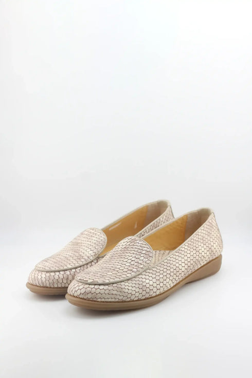 DFC Relax Embossed Leather Textured Loafers
