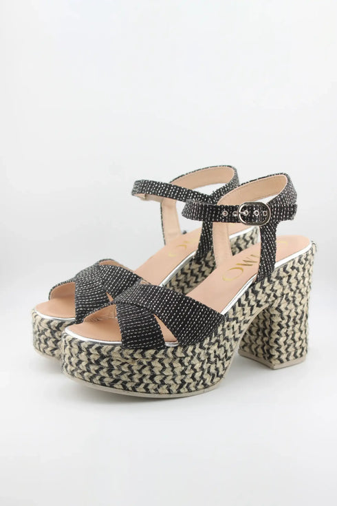 Gaimo Chunky Ankle Strap Platform Sandals