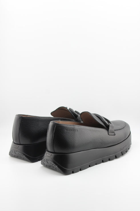 Wonders Chunky Loafer with Interlinked Strap