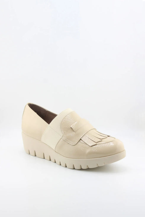 Wonders Platform Loafers with Fringe Detailing