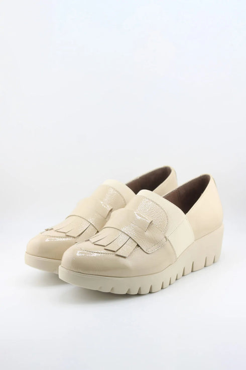 Wonders Platform Loafers with Fringe Detailing