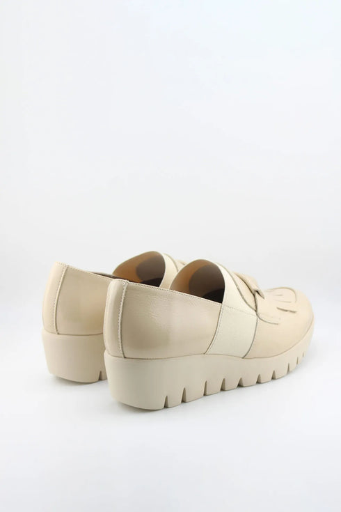 Wonders Platform Loafers with Fringe Detailing