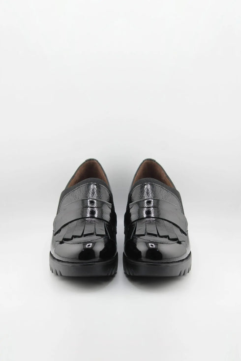 Wonders Platform Loafers with Fringe Detailing
