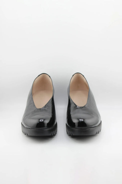 Wonders Glossy Patent Leather Wedge Loafers