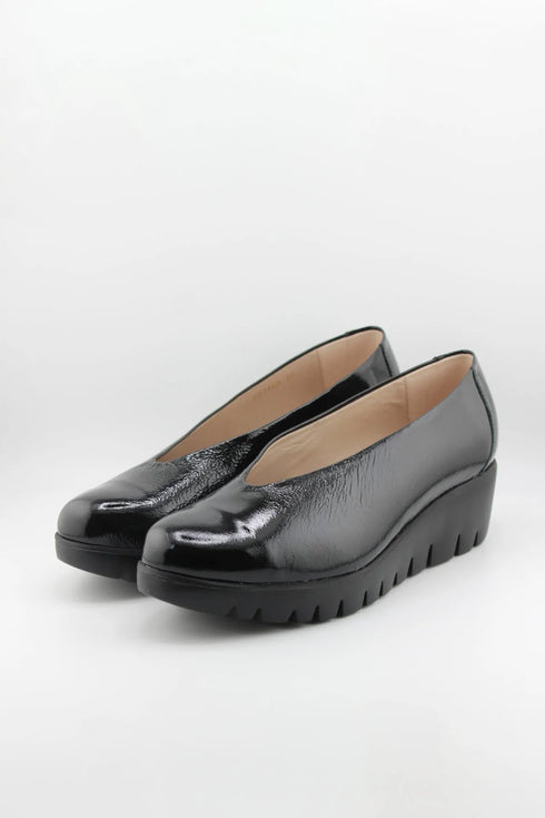 Wonders Glossy Patent Leather Wedge Loafers
