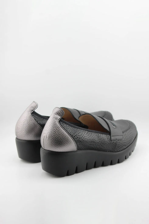Wonders Perforated Leather Platform Loafers