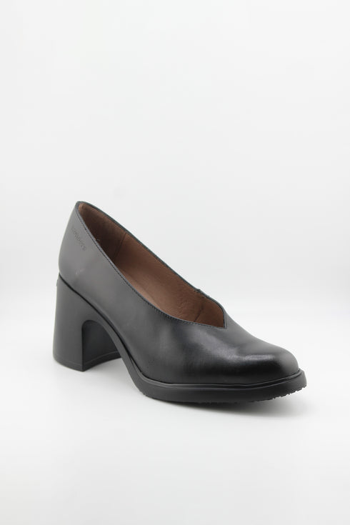 Wonders Classic Block Heel Leather Pumps