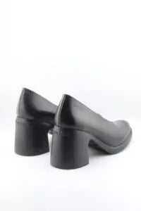 Wonders Chunky Heel Leather Slip-On Shoes