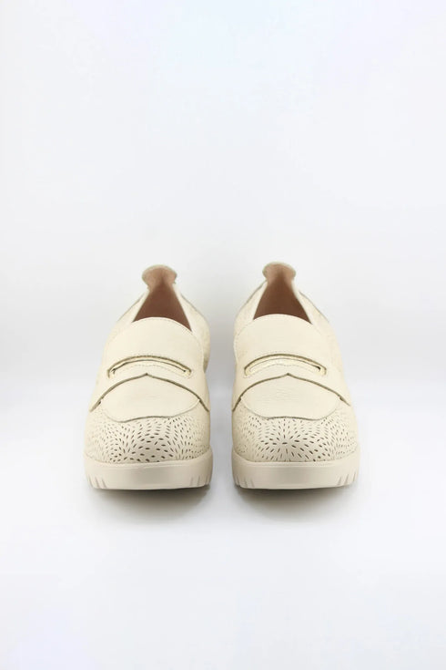 Wonders Perforated Leather Platform Loafers