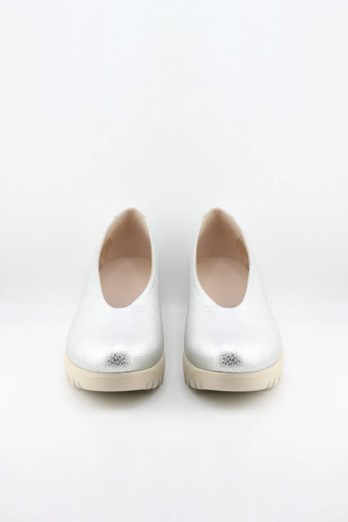 Wonders Glossy Patent Leather Wedge Loafers