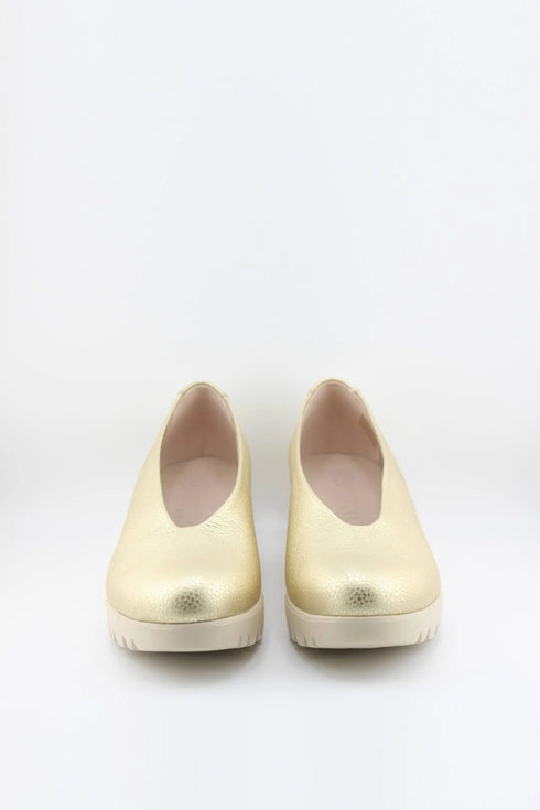 Wonders Glossy Patent Leather Wedge Loafers