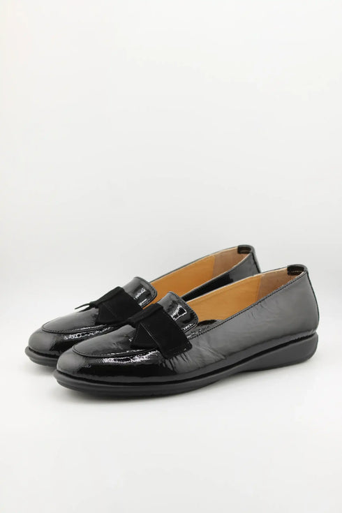 DFC Relax Patent Leather Loafers with Bow Detailing