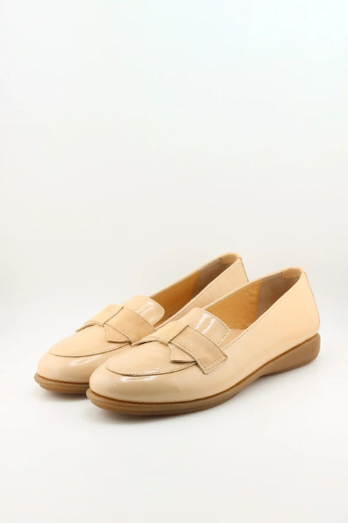DFC Relax Patent Leather Loafers with Bow Detailing