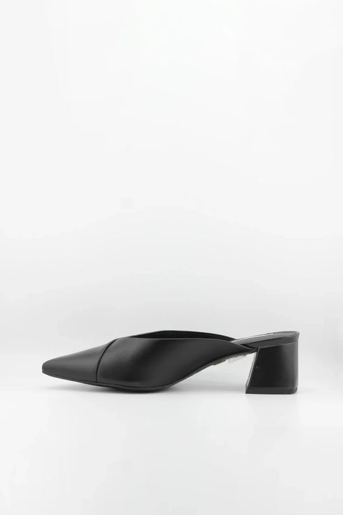 Jorge Bischoff Pointed Toe Block Heel Mules