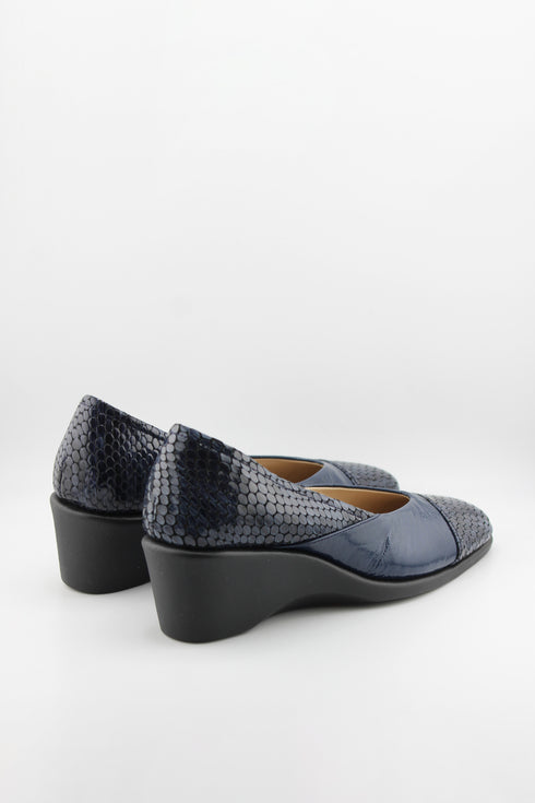 DFC Relax Textured Wedge Slip-On Shoe
