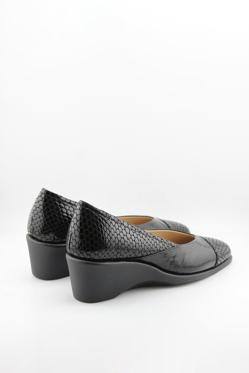 DFC Relax Textured Wedge Slip-On Shoe