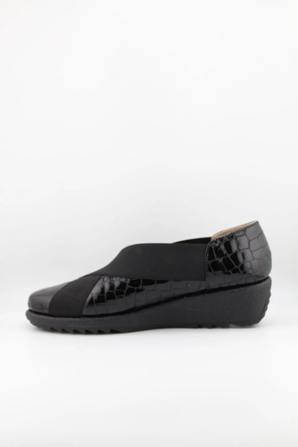 DFC Relax Croc-Embossed Wedge Slip-On Loafer
