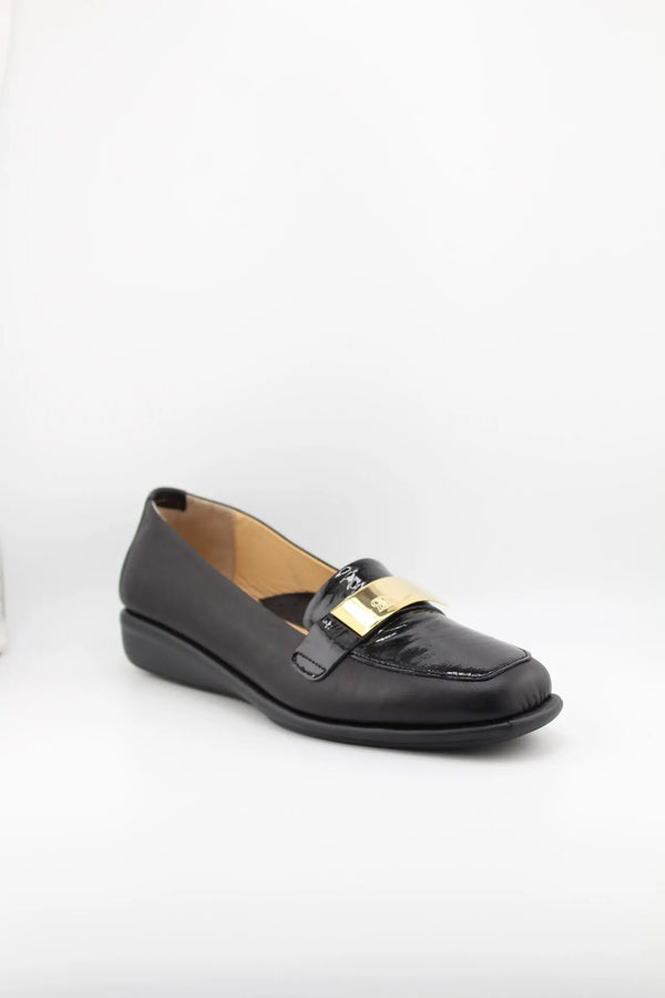 DFC Relax Loafer with Metallic Accent Strap