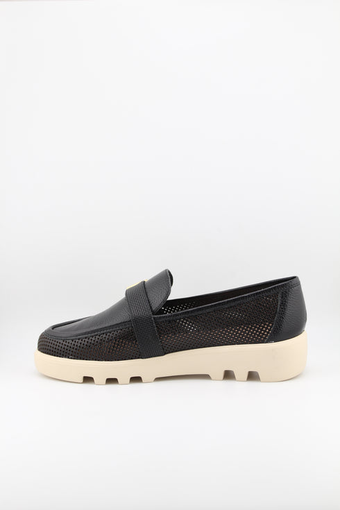 Luz da lua Perforated Leather Slip-On Loafers