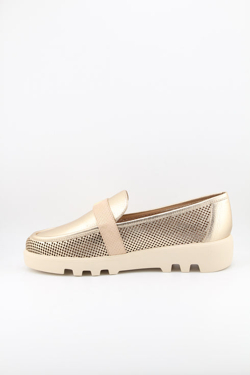Luz da lua Perforated Leather Slip-On Loafers