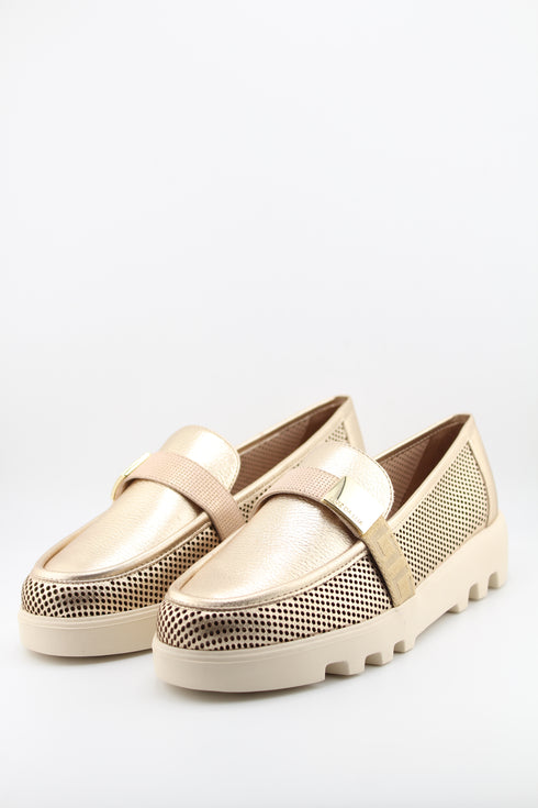Luz da lua Perforated Leather Slip-On Loafers