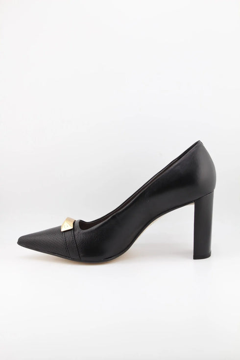 Luz da lua Pointed Toe Heels with Gold Accent
