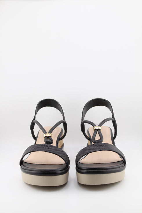 Luz da lua Elevated Cork Sole Strappy Sandals